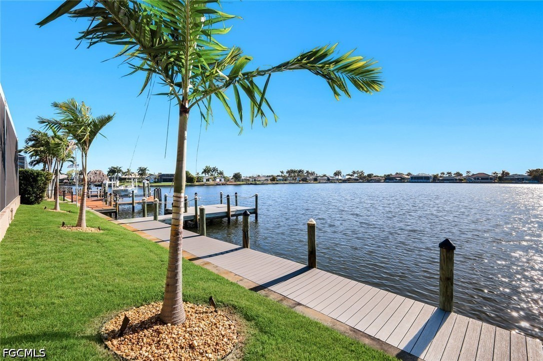 3 Bed Pool Home for Sale in Cape Coral, photo 33