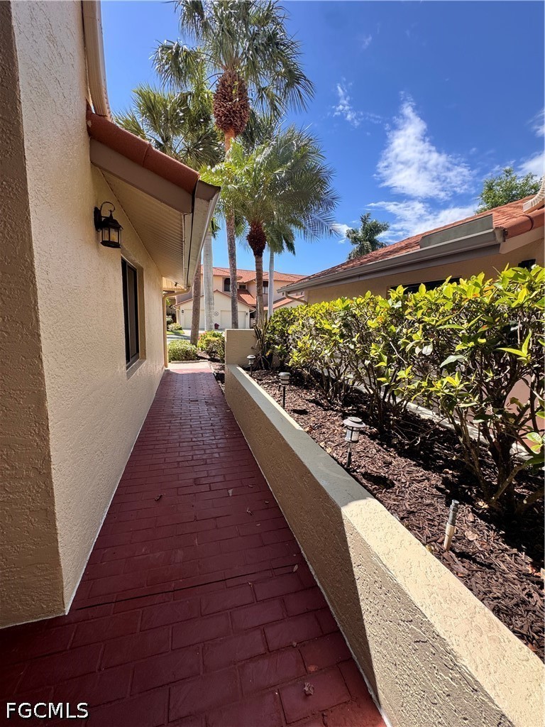 2 Bed Waterfront Home for Sale in Fort Myers, photo 33