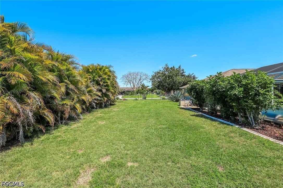 3 Bed Pool Home for Sale in Cape Coral, photo 33
