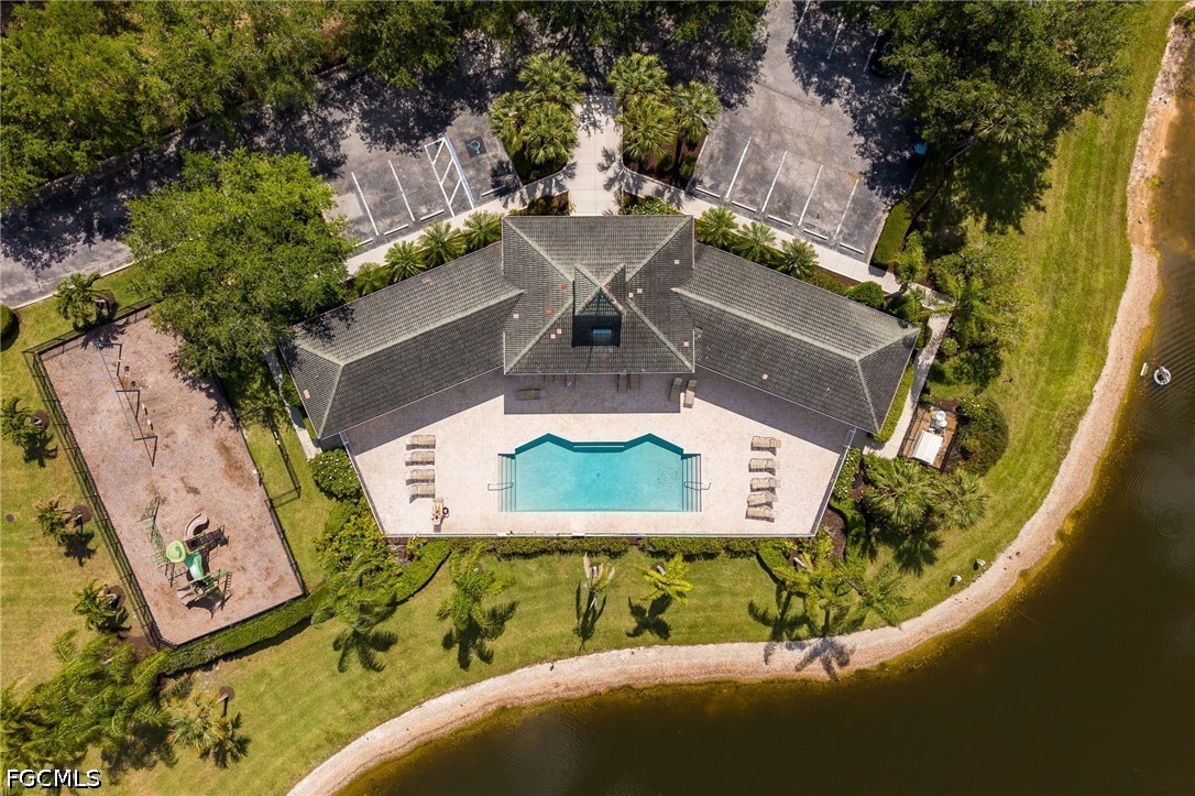 4 Bed SingleFamilyResidence for Sale in Cypress Cay, FL — photo 33