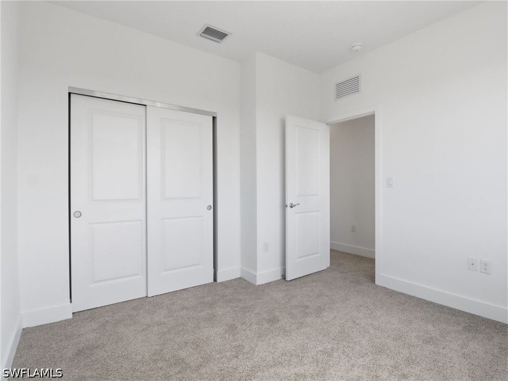 3 Bed SingleFamilyResidence for Sale in Silverwood, FL — photo 33