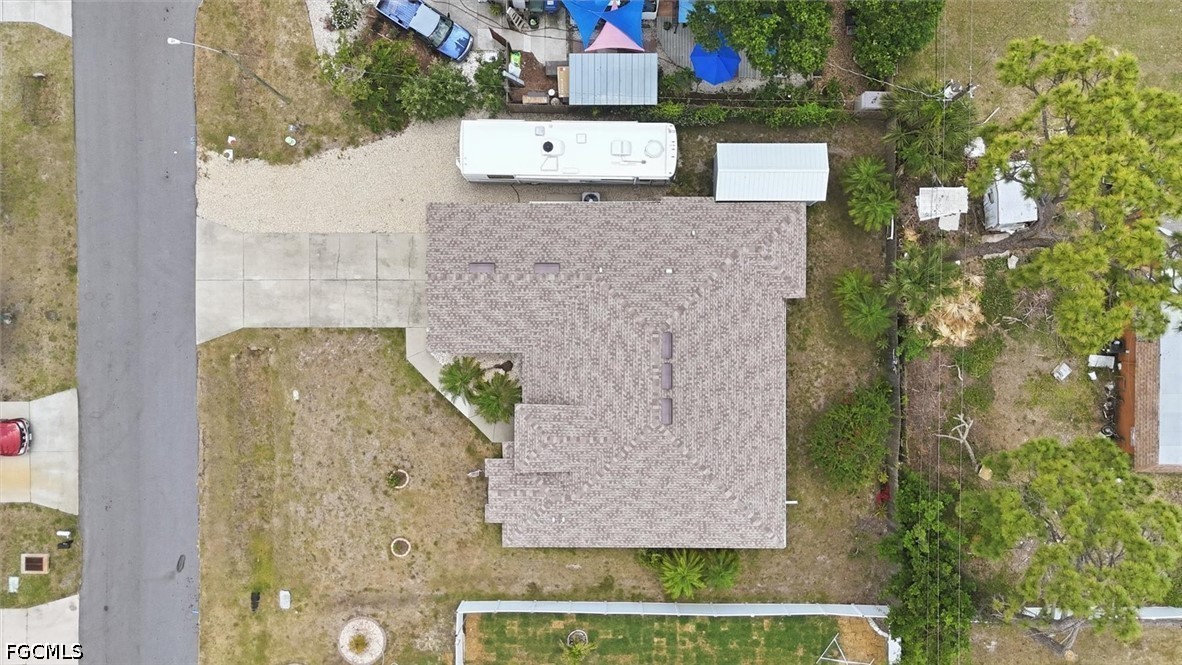 2 Bed SingleFamilyResidence for Sale in Not Applicable, FL — photo 33