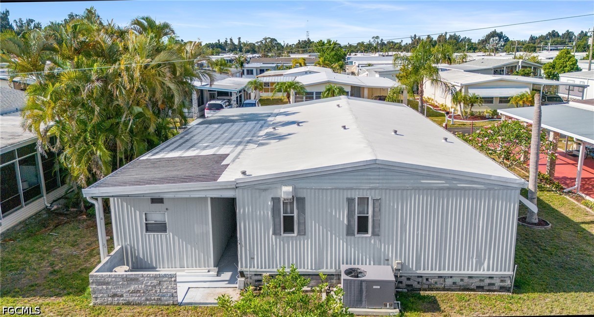 2 Bed ManufacturedHome for Sale in North Fort Myers, FL — photo 33
