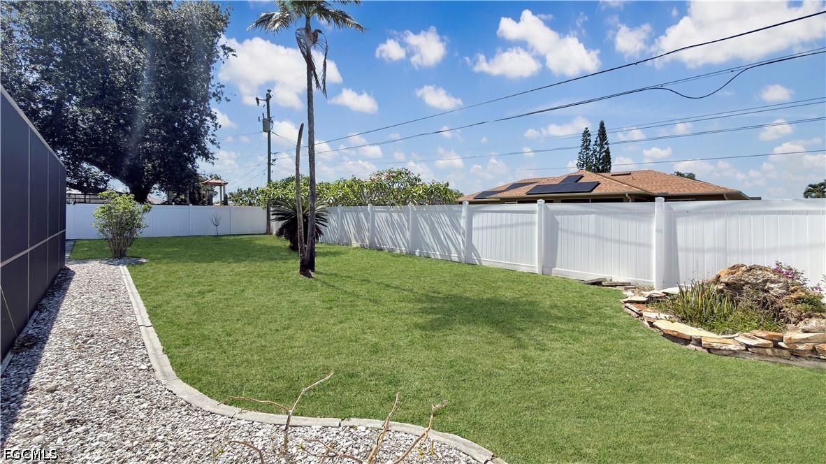 3 Bed Pool Home for Sale in Cape Coral, photo 33