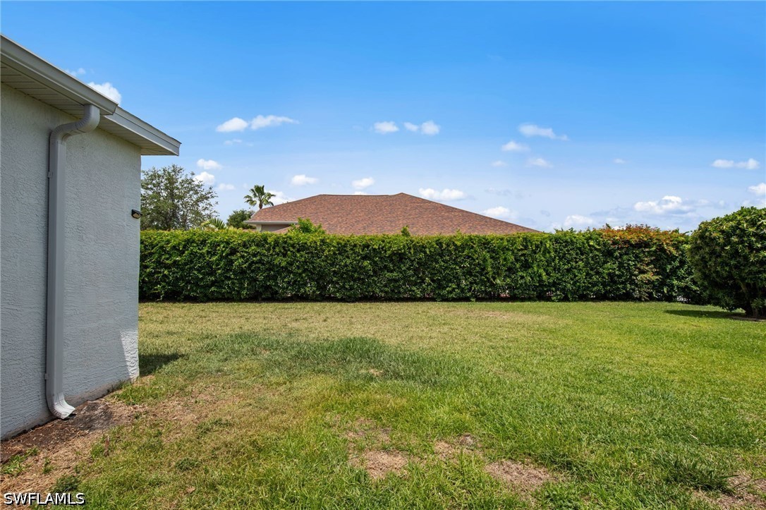 3 Bed SingleFamilyResidence for Sale in Fort Myers, FL — photo 33