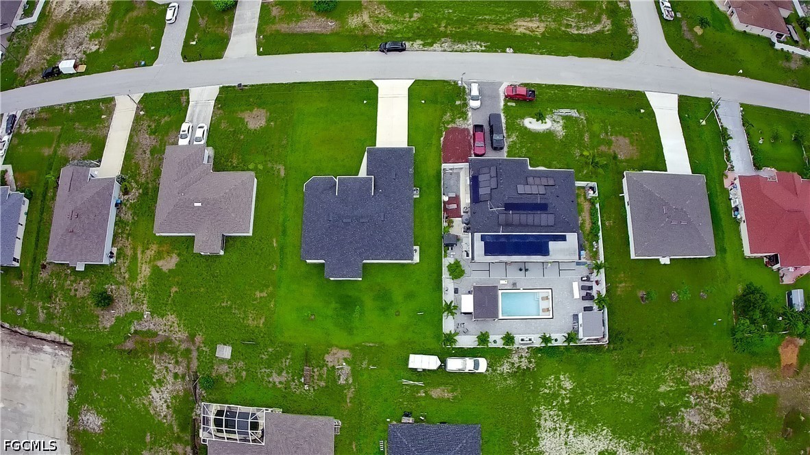3 Bed SingleFamilyResidence for Sale in Cape Coral, photo 33