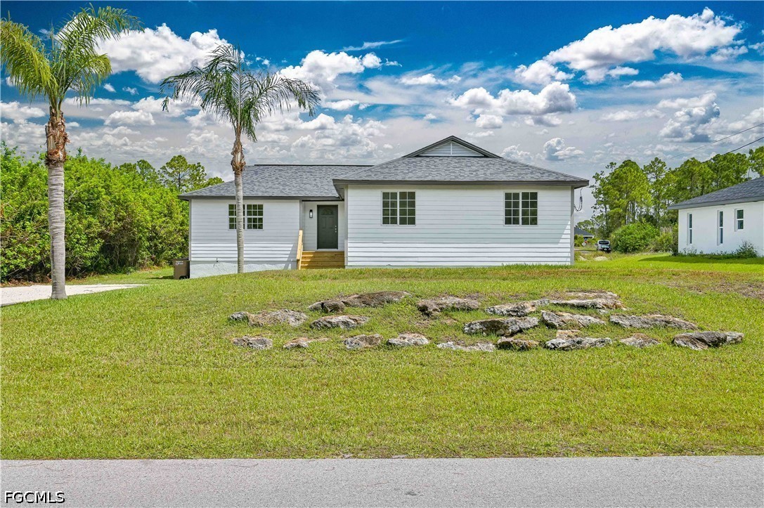4 Bed Waterfront Home for Sale in Lehigh Acres, photo 33
