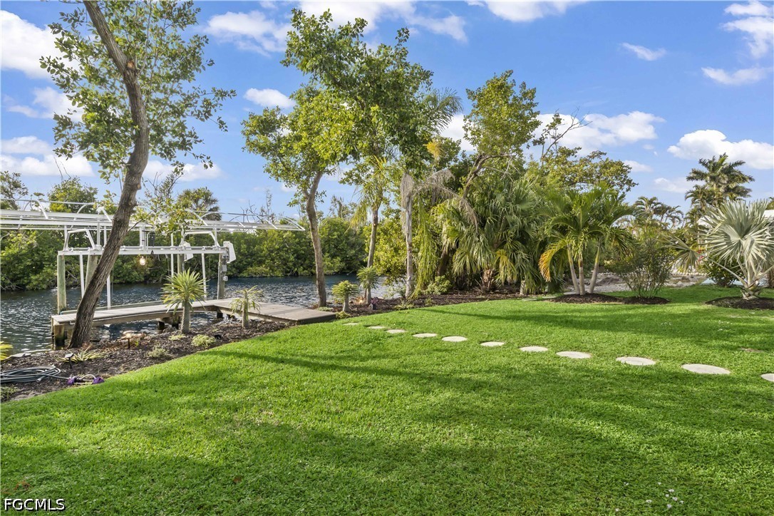 2 Bed Waterfront Home for Sale in Pine Island Cove, photo 33