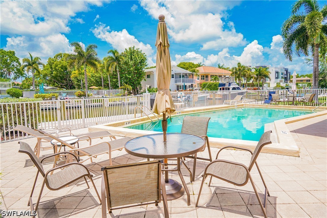 2 Bed Waterfront Home for Sale in Blue Point, photo 33