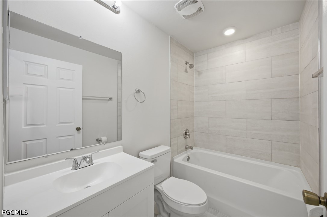 3 Bed Duplex for Sale in Cape Coral, photo 33