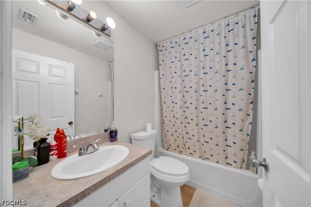 6 Bed Duplex for Sale in Lehigh Acres, photo 33