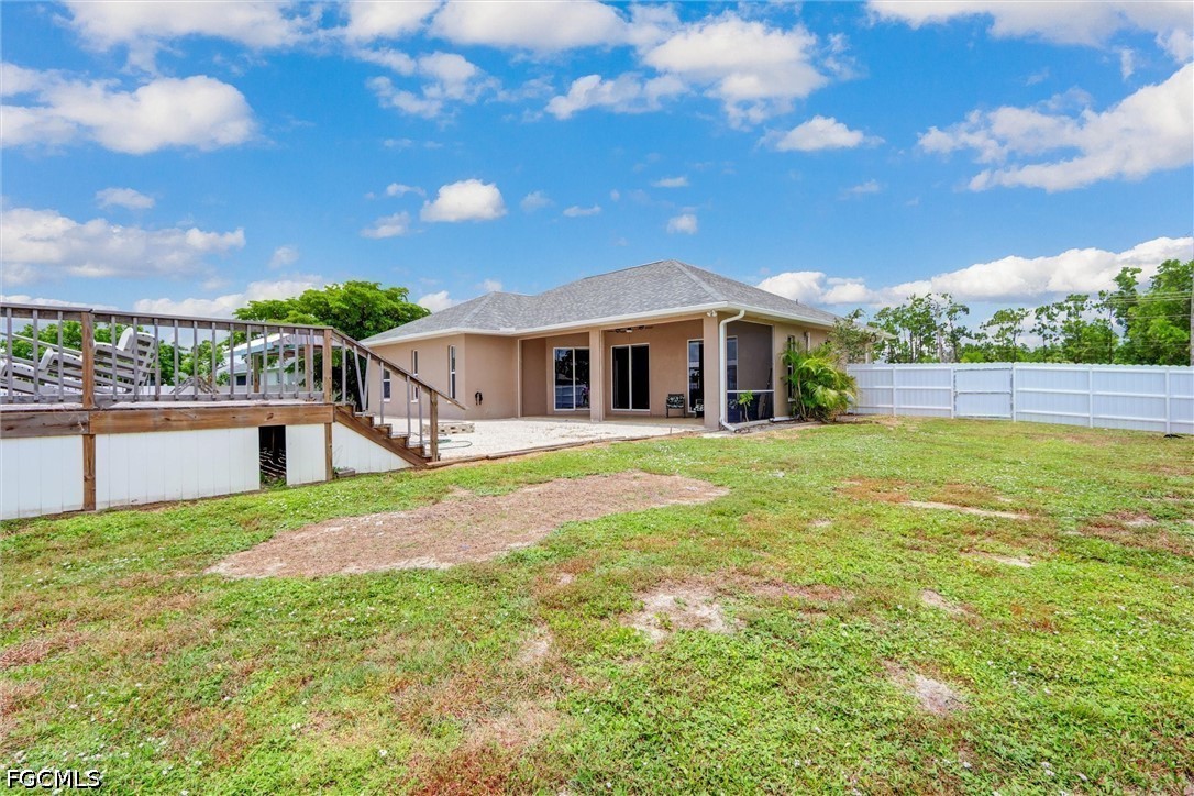 3 Bed Pool Home for Sale in Cape Coral, photo 33