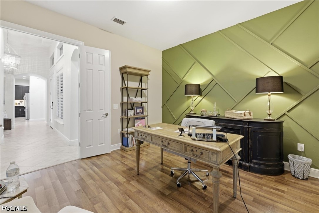 3 Bed Pool Home for Sale in Hampton Park, photo 33