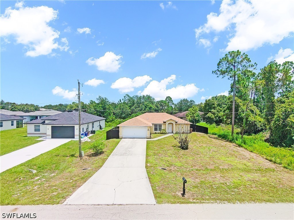 4 Bed SingleFamilyResidence for Sale in Lehigh Acres, FL — photo 33