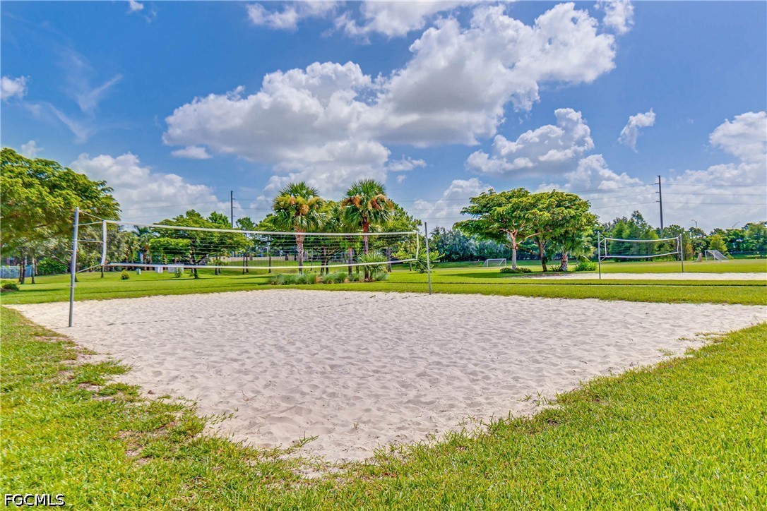 2 Bed SingleFamilyResidence for Sale in Stoneybrook, FL — photo 33