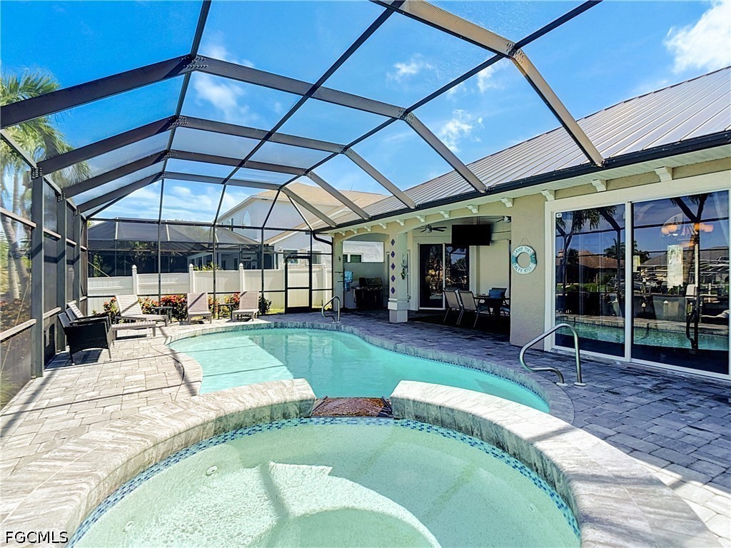 3 Bed Pool Home for Sale in Cape Coral, photo 33