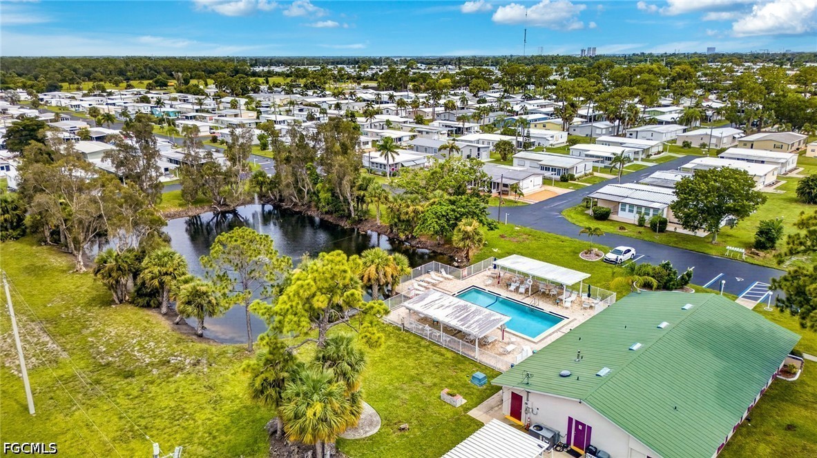 2 Bed ManufacturedHome for Sale in North Fort Myers, FL — photo 33