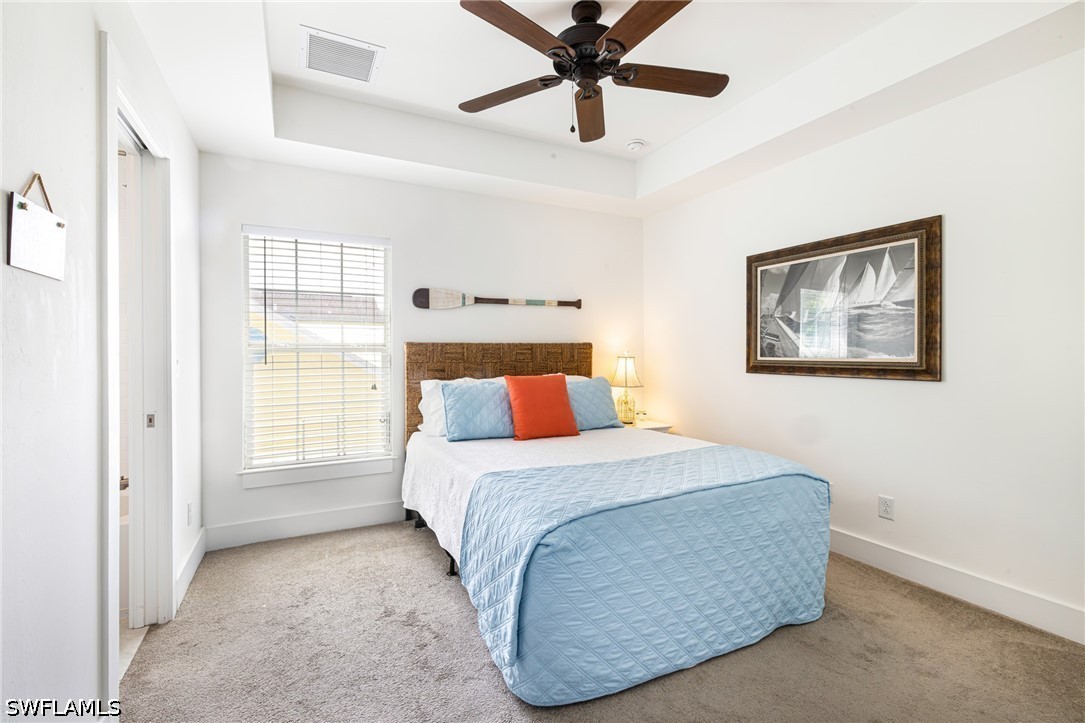 5 Bed SingleFamilyResidence for Sale in Kelly Plaza, FL — photo 33
