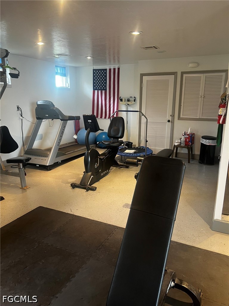 2 Bed ManufacturedHome for Sale in Tamiami Village, FL — photo 33