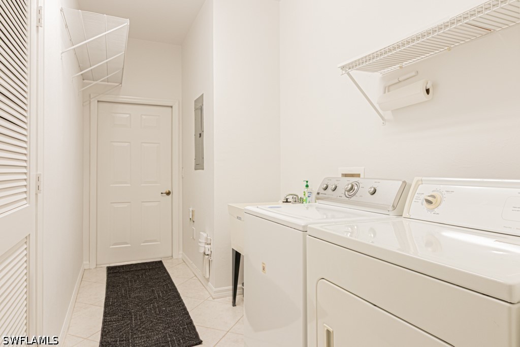 2 Bed Condominium for Sale in Naples, FL, $3,250 — photo 33
