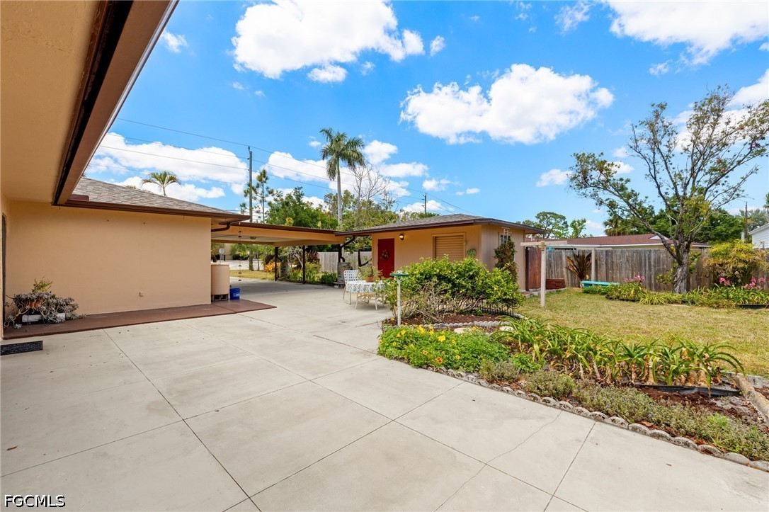 3 Bed SingleFamilyResidence for Sale in Fort Myers, photo 33