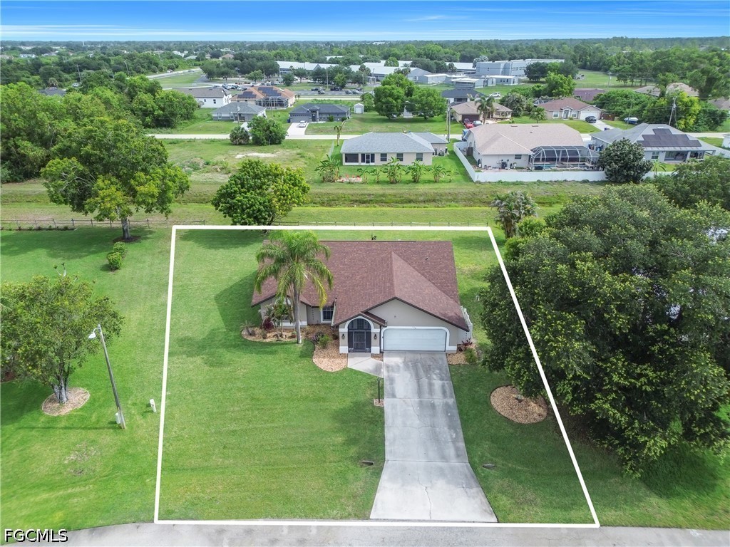 3 Bed SingleFamilyResidence for Sale in Lehigh Acres, FL — photo 33