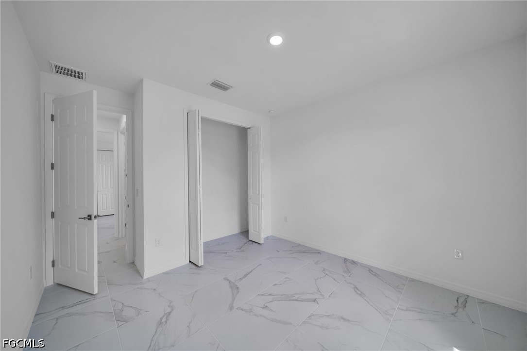 4 Bed SingleFamilyResidence for Sale in Lehigh Acres, photo 33