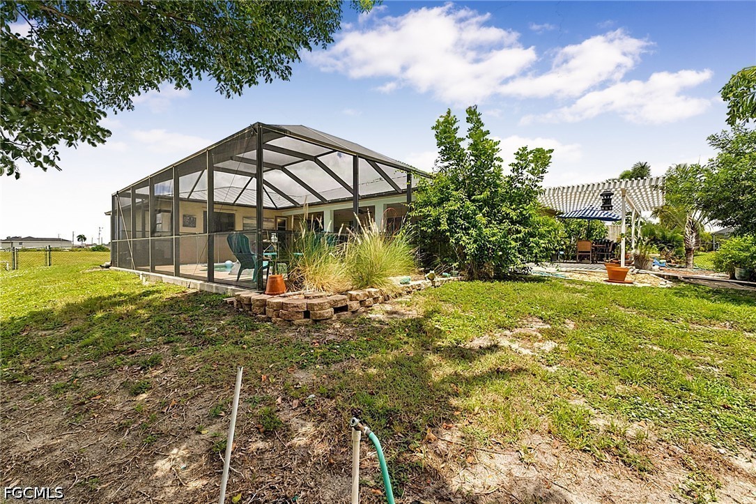 3 Bed Pool Home for Sale in Cape Coral, photo 33