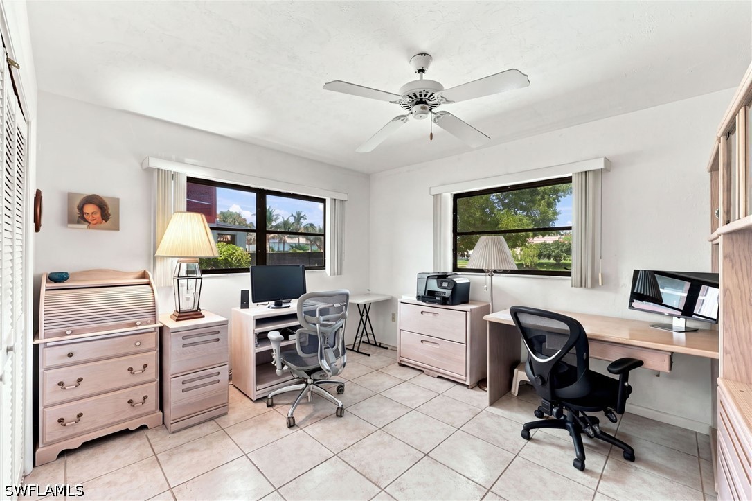 3 Bed Pool Home for Sale in Park Shore, photo 33