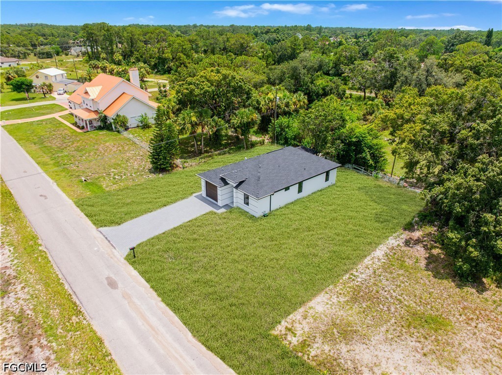 3 Bed SingleFamilyResidence for Sale in Lehigh Acres, photo 33