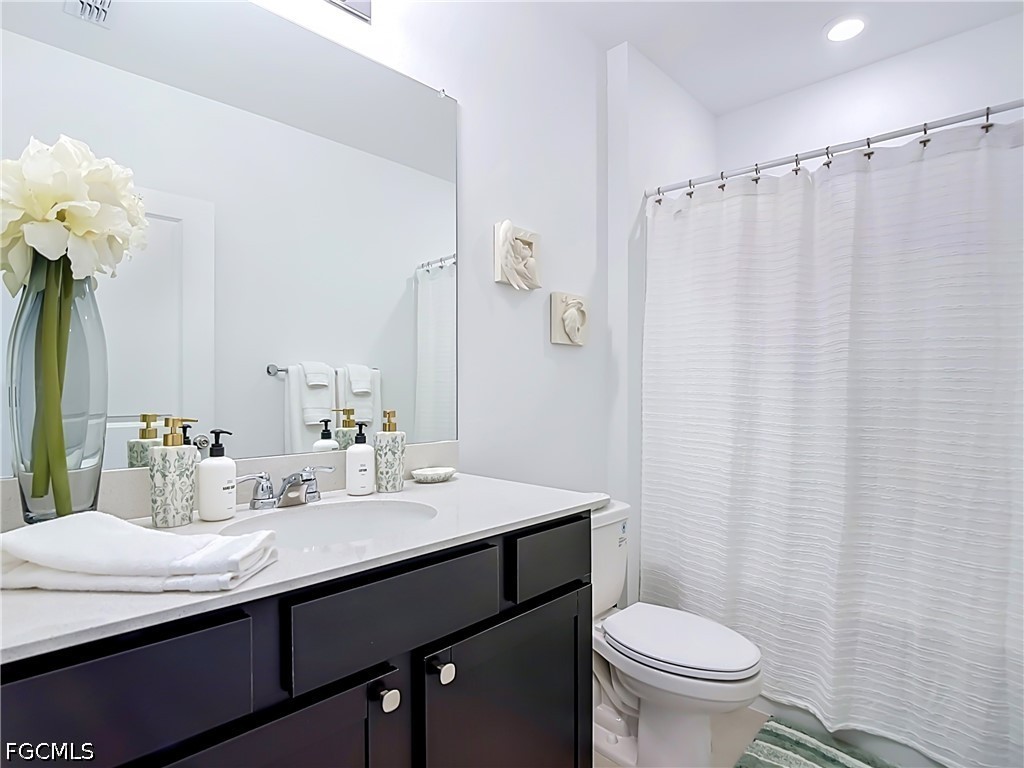 4 Bed SingleFamilyResidence for Sale in Caloosa Cove, photo 33