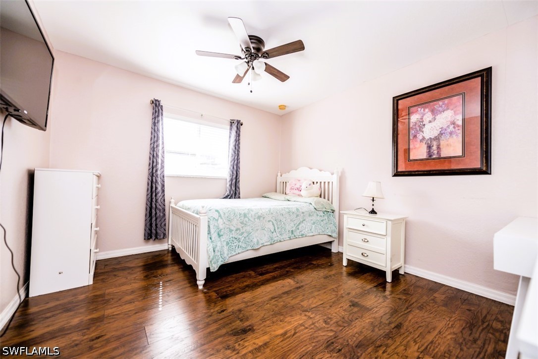 4 Bed SingleFamilyResidence for Sale in Cape Coral, photo 33
