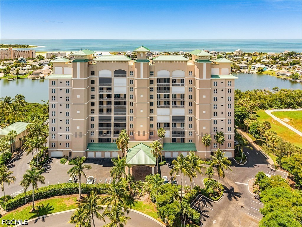 3 Bed Waterfront Home for Sale in Waterside At Bay Beach, photo 33