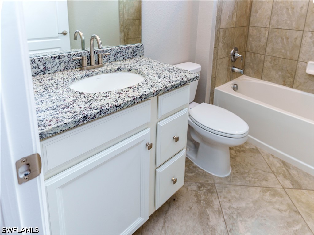 5 Bed Pool Home for Sale in Artesia, photo 33