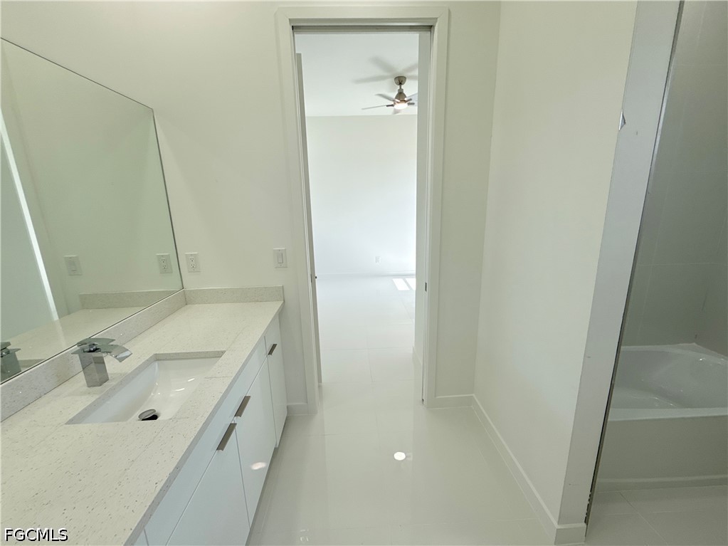 4 Bed SingleFamilyResidence for Sale in Cape Coral, photo 33
