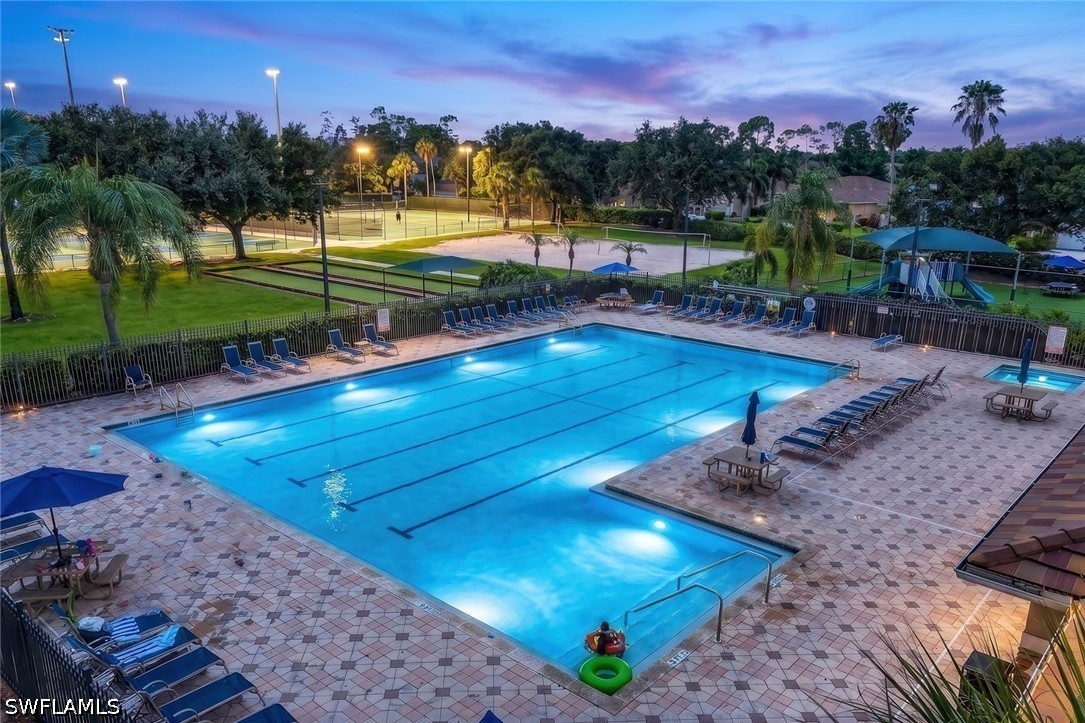 2 Bed Condominium for Sale in Stoneybrook, photo 33