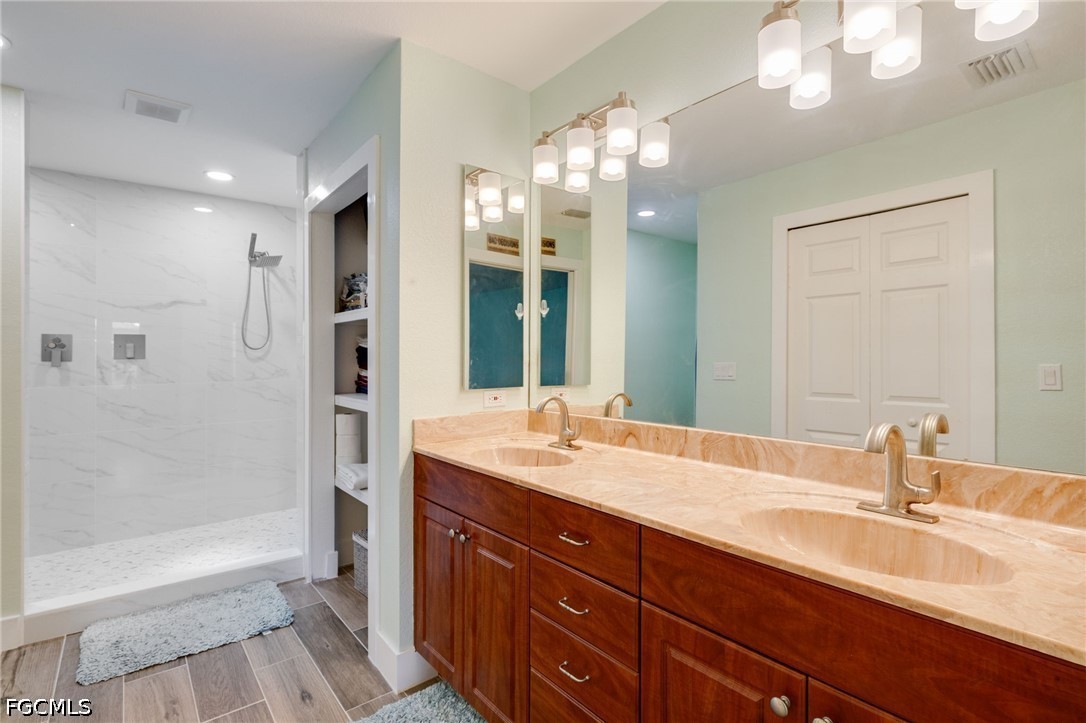 3 Bed Pool Home for Sale in Lehigh Acres, photo 33