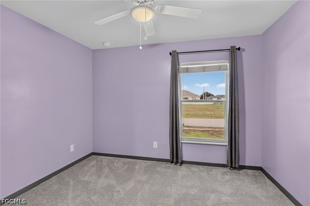 3 Bed SingleFamilyResidence for Sale in Cape Coral, photo 33