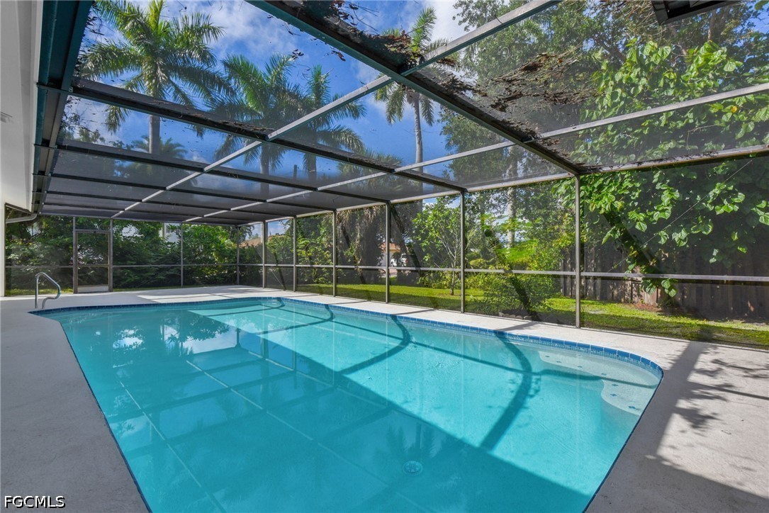 2 Bed Pool Home for Sale in Whiskey Creek, photo 33