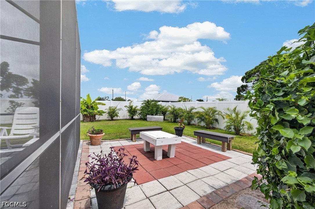 3 Bed Pool Home for Sale in Cape Coral, photo 33