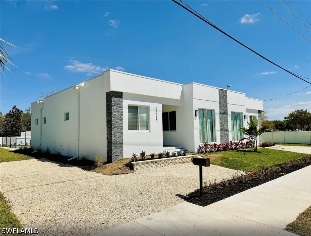 3 Bed Attached for Sale in Shadowlawn At Naples, photo 33