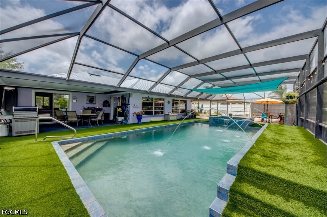 3 Bed Pool Home for Sale in Cape Coral, photo 33