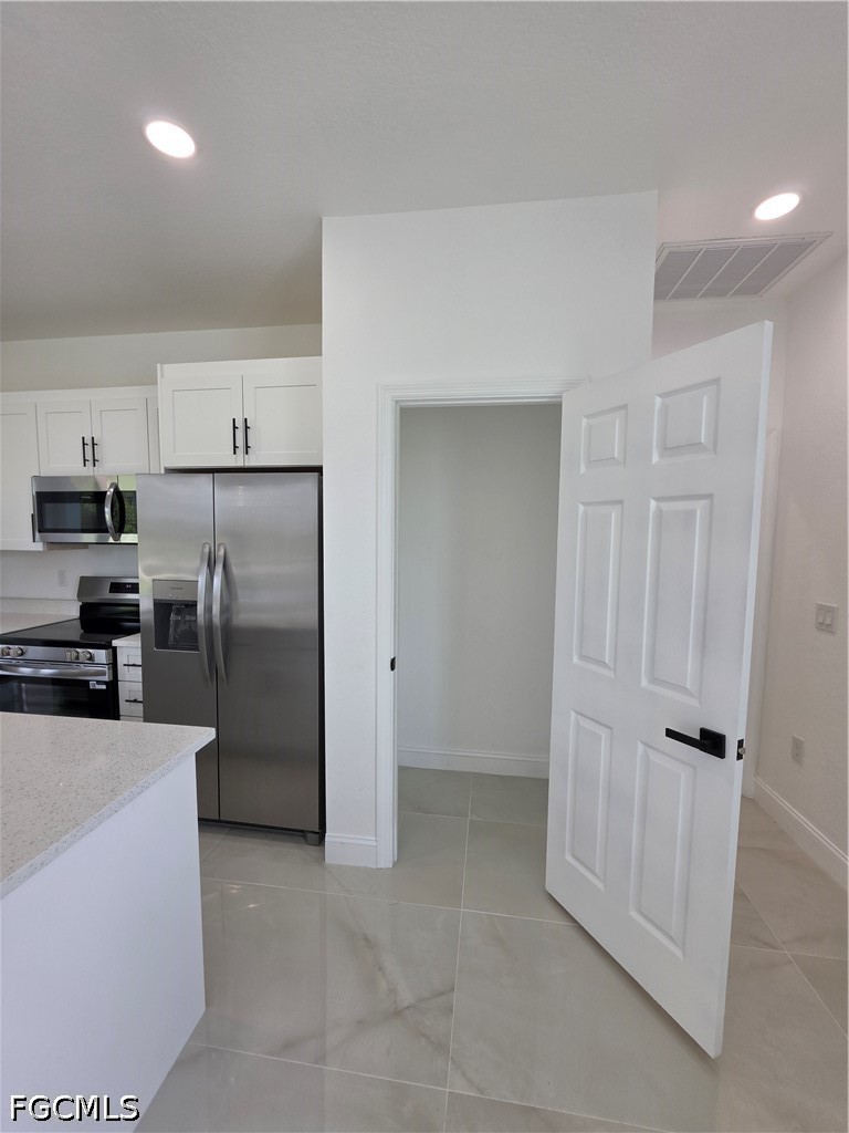 3 Bed SingleFamilyResidence for Sale in Lehigh Acres, photo 33