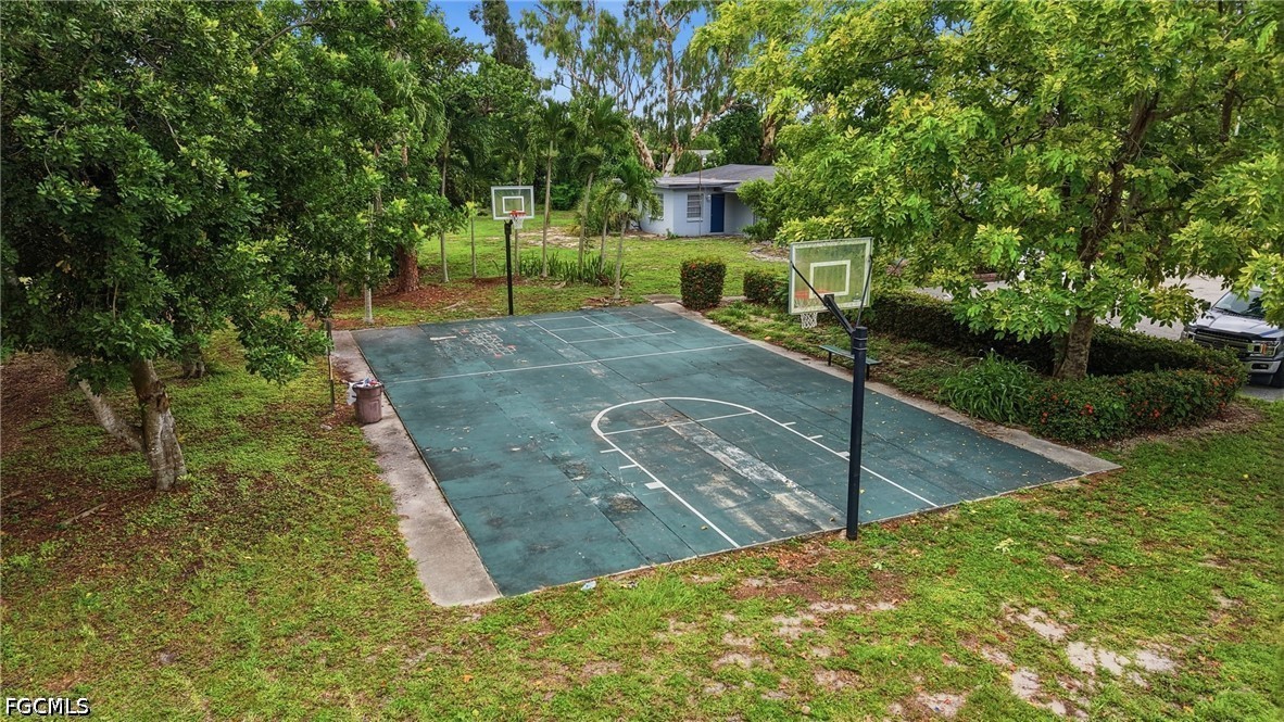 3 Bed SingleFamilyResidence for Sale in Fort Myers, photo 33