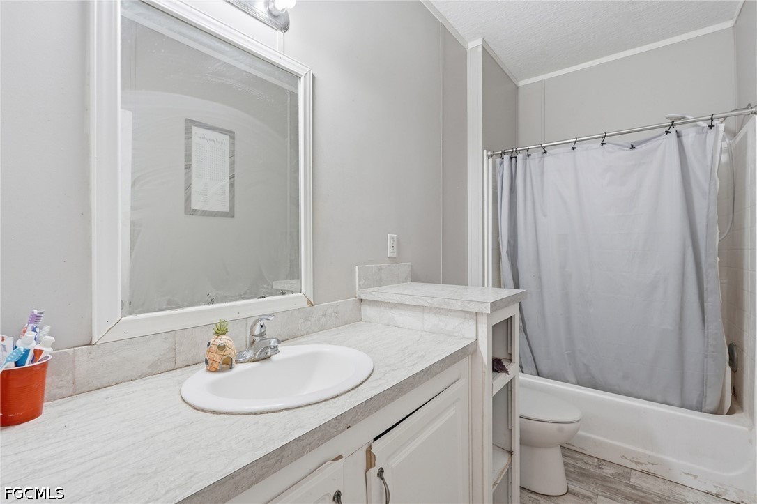 4 Bed ManufacturedHome for Sale in Labelle, photo 33