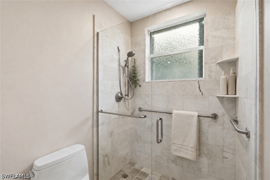 3 Bed Pool Home for Sale in Sanctuary, photo 33