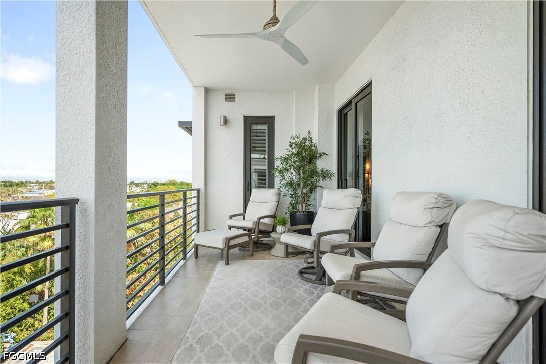 3 Bed Condominium for Sale in Naples, photo 33