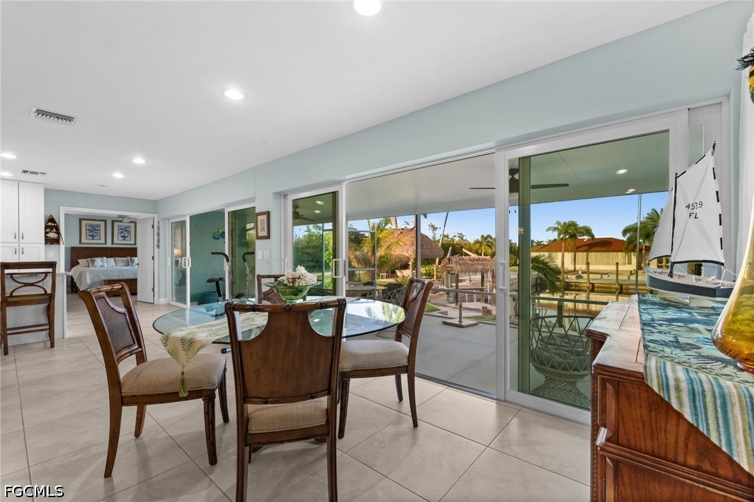3 Bed Waterfront Home for Sale in St James City, photo 33