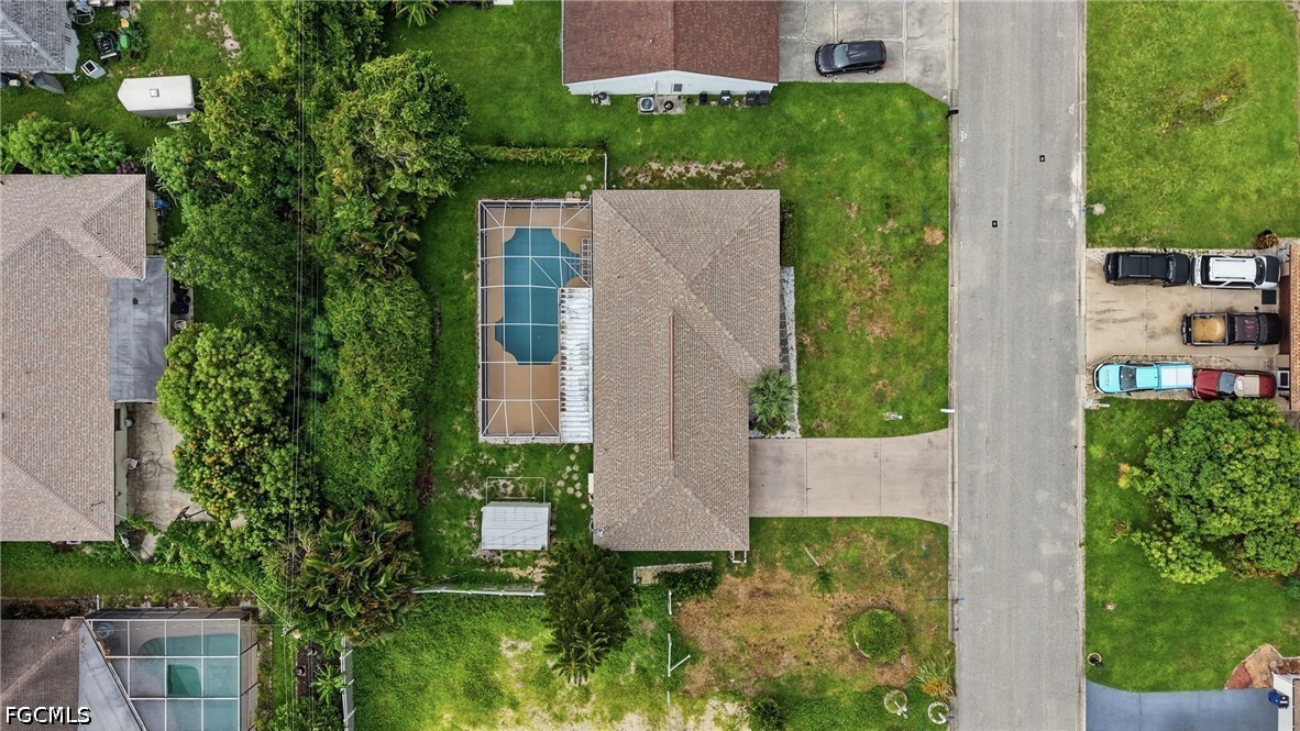 2 Bed Pool Home for Sale in Fort Myers Villas, photo 33