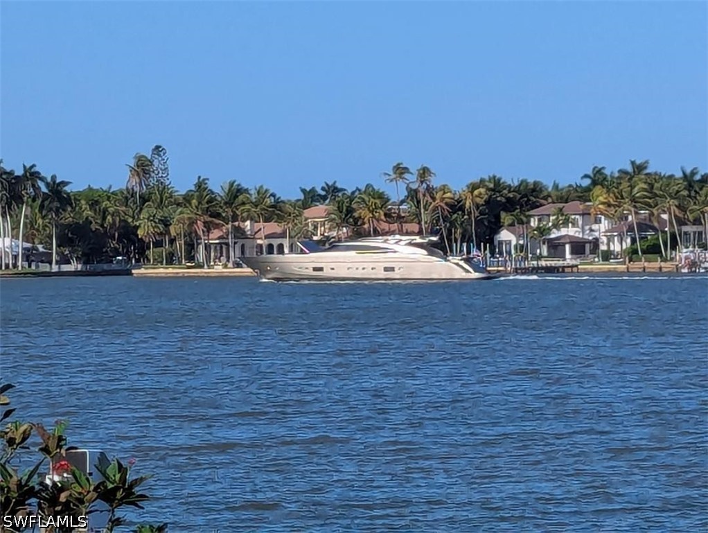 4 Bed Pool Home for Sale in Royal Harbor, photo 33